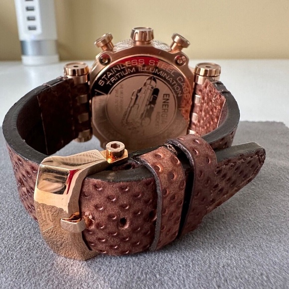 Vostok-Europe Energia Mecha-Quartz Chronograph - VK61-575B590 - Picture 4 of 16